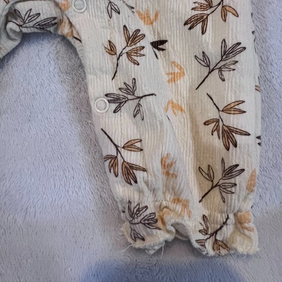 Elegant Rene' Rofe' Baby Romper 3 Months - Picture 2 of 6